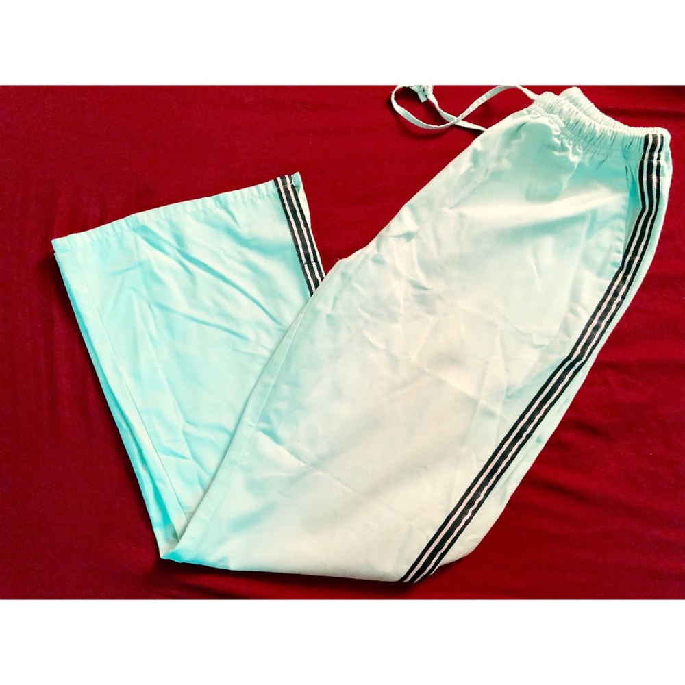 Women’s scrubs mint green Size Small - Picture 6 of 8